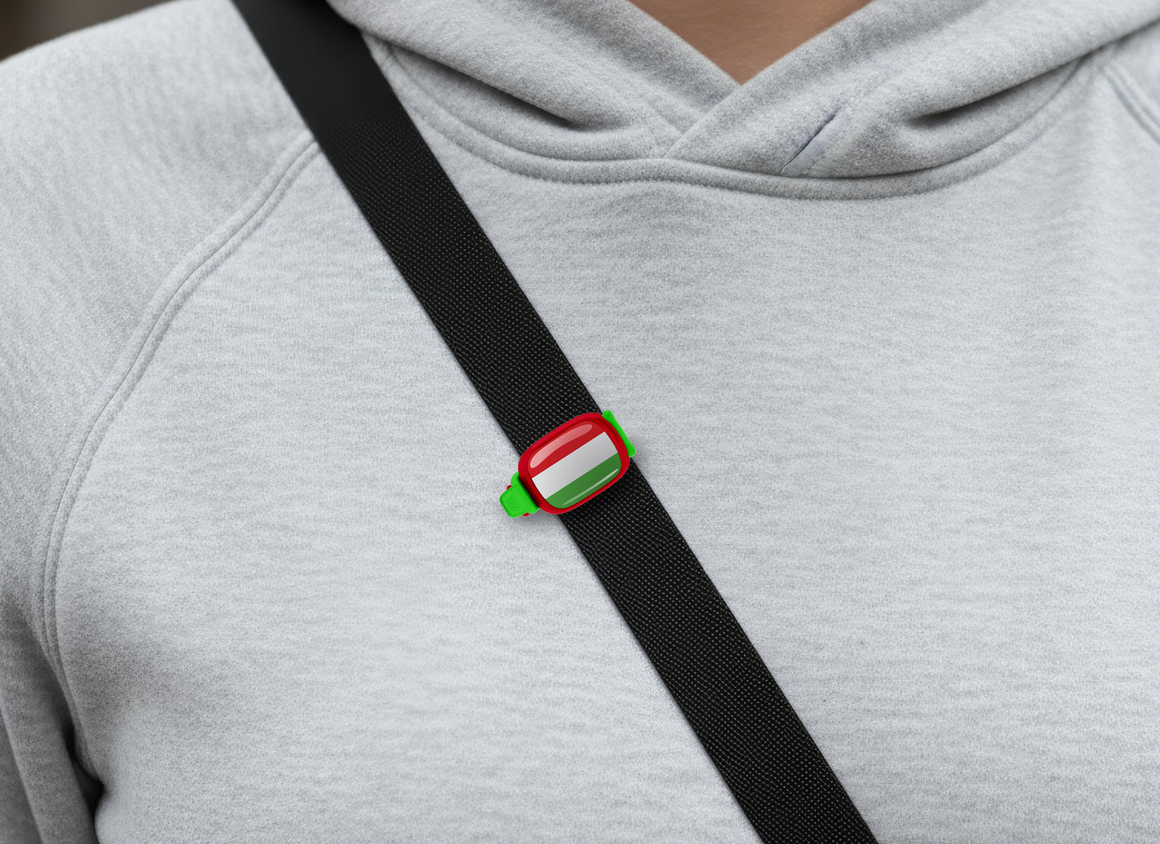 Hungary flag Stwrap bag tag shown on a bag in a lifestyle setting