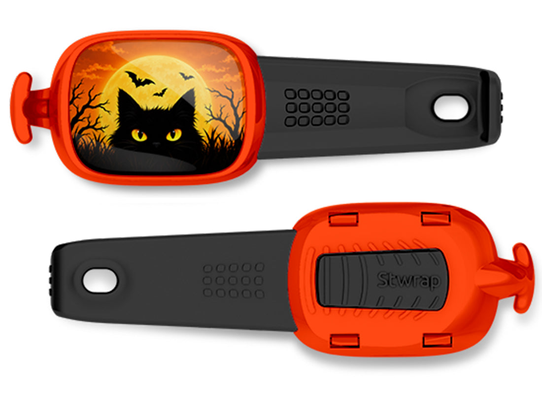 Black Cat Full Moon Stwrap bag tag, front design and back view