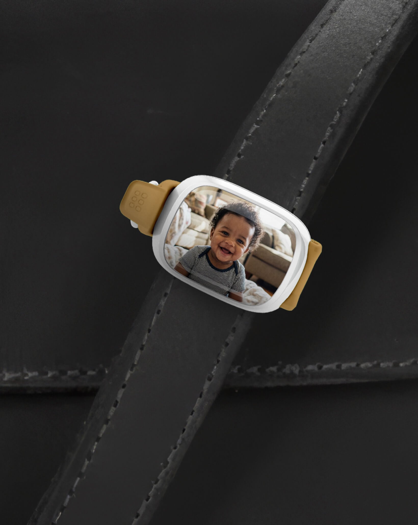 From Photo Albums to Memories Worn: Why We Carry Our Moments Differently Today