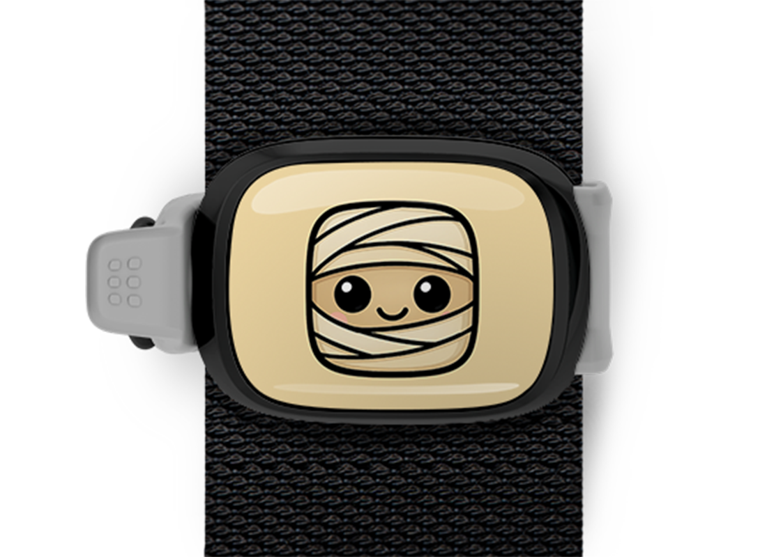 Mummy halloween bag tag Stwrap with default title case mounted on backpack strap