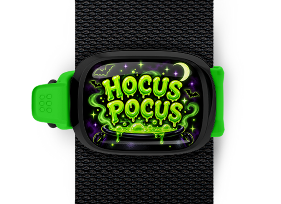 Hocus Pocus Cauldron Stwrap Halloween bag tag mounted on a black strap