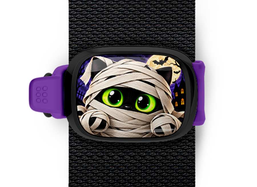 Mummy Cat Stwrap Halloween bag tag mounted on a black strap