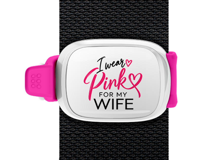 I Wear Pink for My Wife Stwrap bag tag mounted on a bag strap
